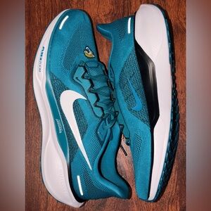 Nike Zoom Pegasus 41 Jacksonville Jaguars NFL Shoes